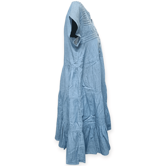 Ibisa Kentucky Tuck Dress - Light