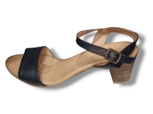 Bueno Womens Guru