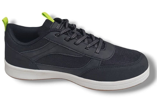 Clarks Kids Dante E+ Sneakers in Black Shoes