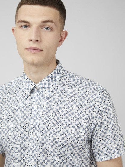 Ben Sherman Mens GEO Print Short Sleeve Shirt