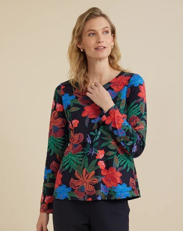 Load image into Gallery viewer, Yarra Trail Womens Dark Floral Print Tee
