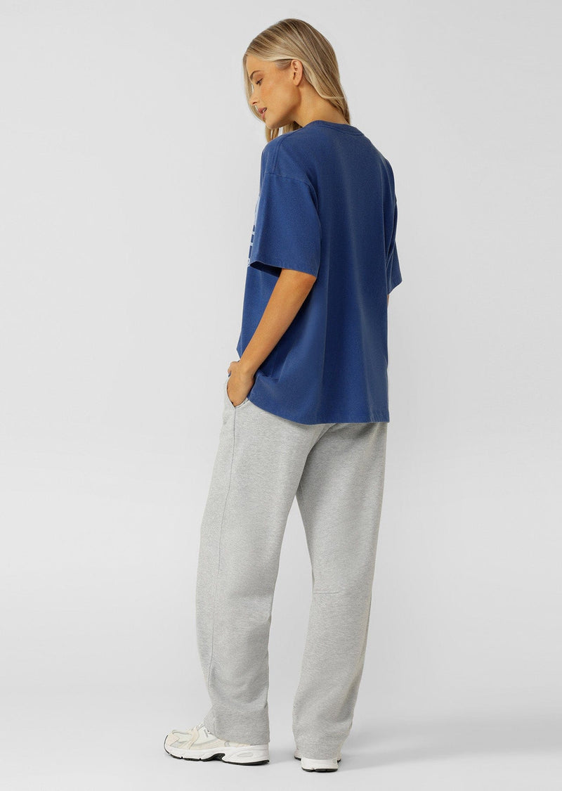 Load image into Gallery viewer, Lorna Jane Womens Comeback Washed Boyfriend T-Shirt
