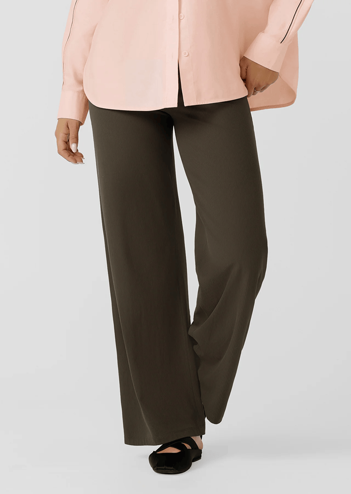 Load image into Gallery viewer, Lorna Jane Womens Ultra Plush Luxe Rib Wide Leg Pants
