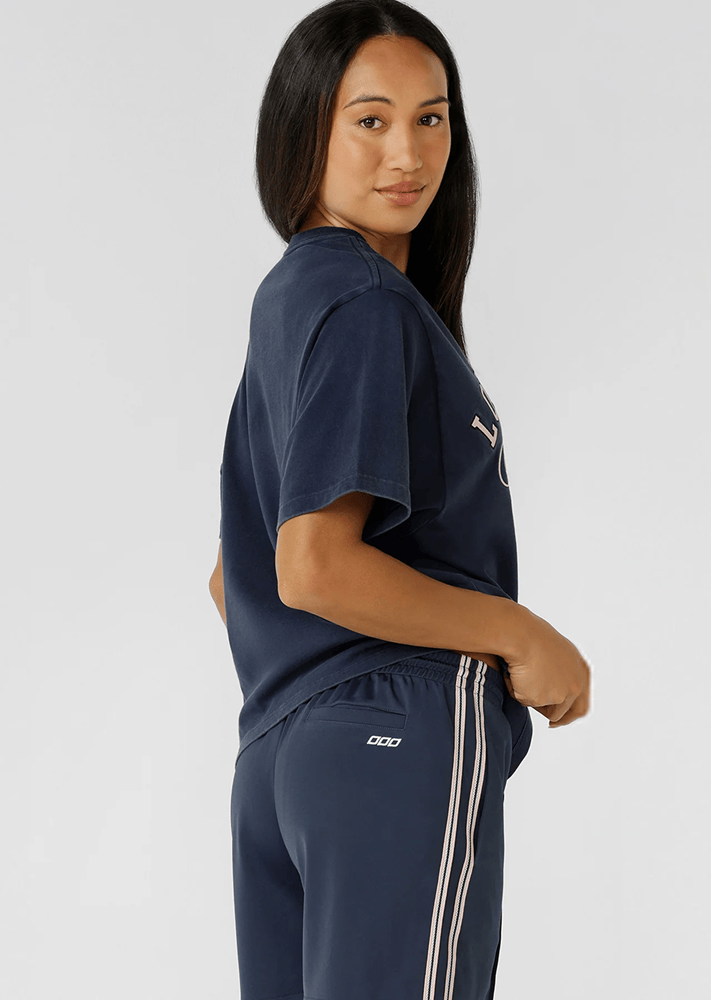 Load image into Gallery viewer, Lorna Jane Womens Fan Favourite Washed T-Shirt
