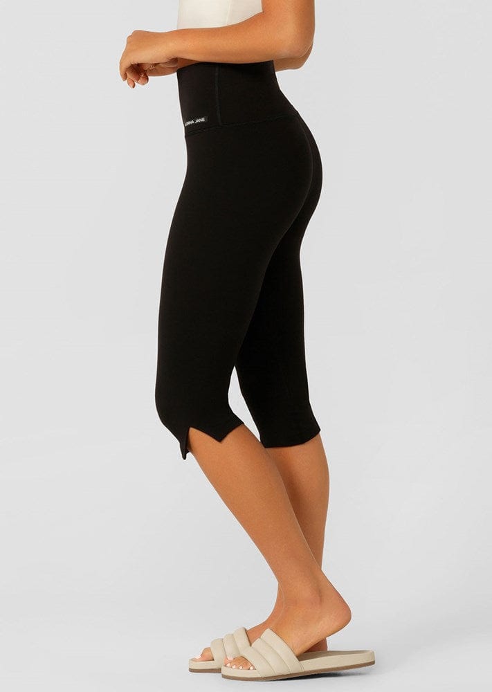 Load image into Gallery viewer, Lorna Jane Effortless 3/4 Leggings
