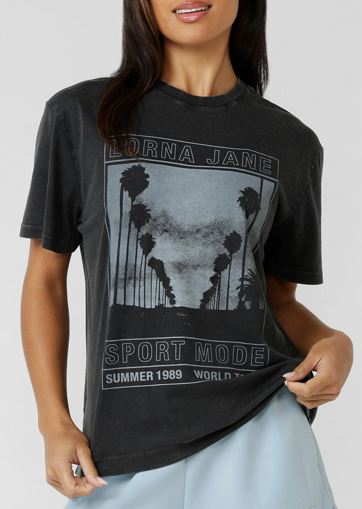Load image into Gallery viewer, Lorna Jane Womens Sport Mode Tour Washed T-Shirt
