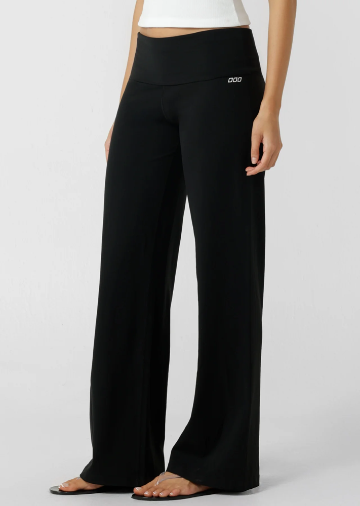 Load image into Gallery viewer, Lorna Jane Womens Liberty Fold Over Waist Wide Leg Active Pants
