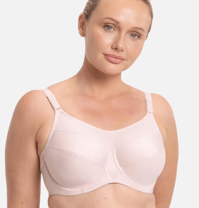 Load image into Gallery viewer, Triumph Womens Triaction Ultra Sports Bra
