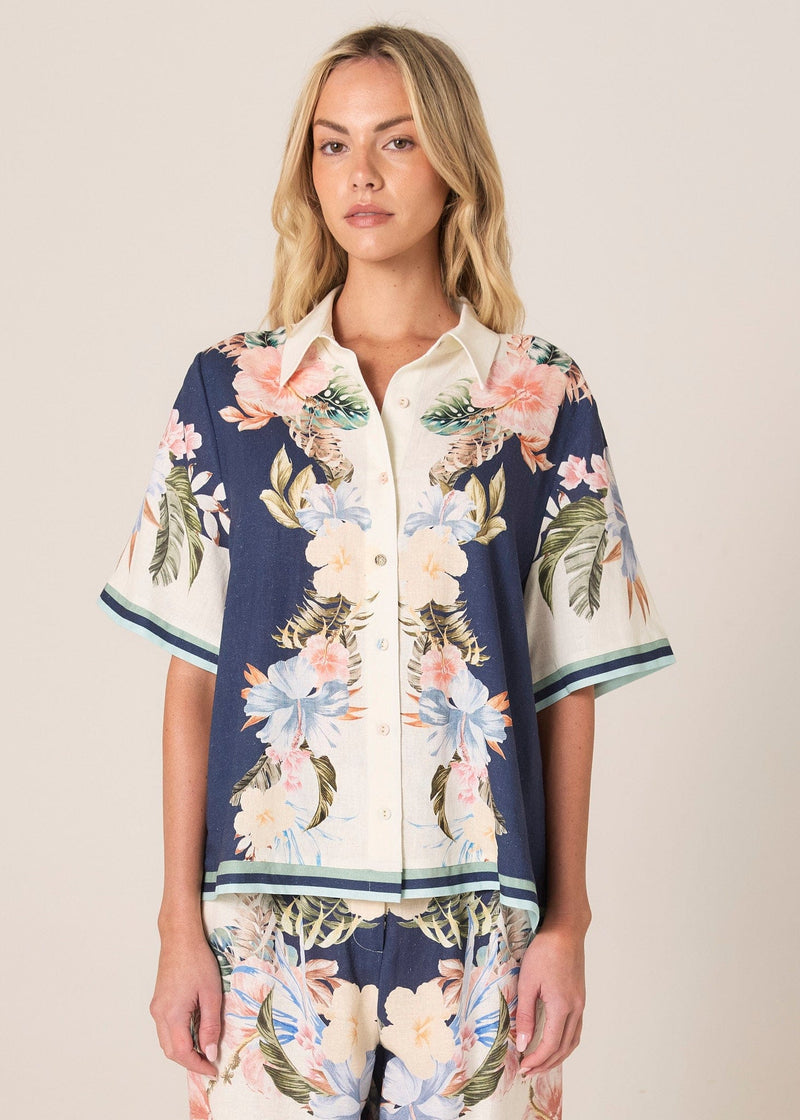Load image into Gallery viewer, Fate &amp; Becker Solara Placement Print Collared Shirt

