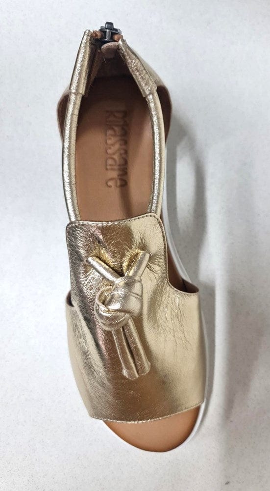 Load image into Gallery viewer, Rilassare Dexi Womens Golden Sandal Shoes
