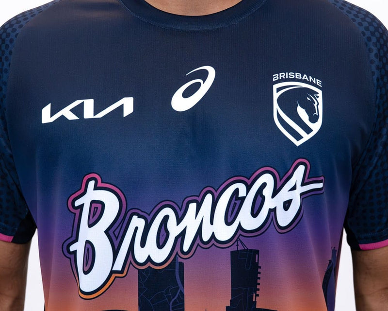 Load image into Gallery viewer, Asics 2026 Brisbane Broncos Rep Run Out Tee

