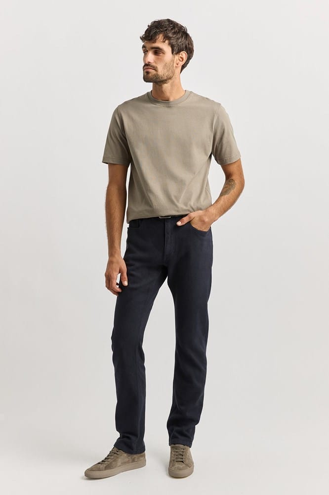Load image into Gallery viewer, Toorallie Mens Regular Merino-Denim Jeans - Navy
