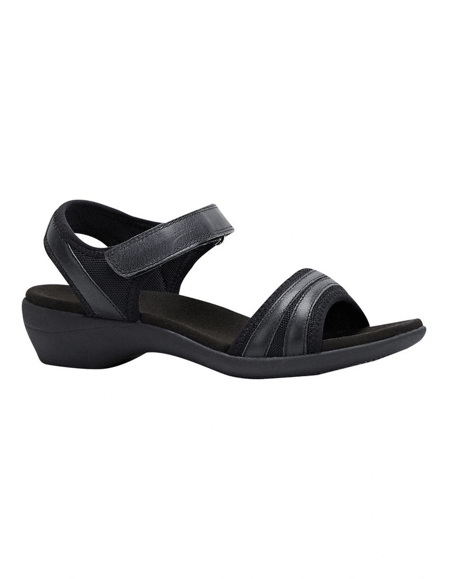 Hush Puppies Womens Amazing Sandal - Black