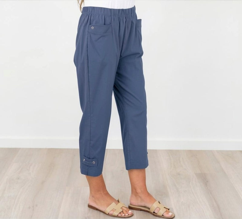 Load image into Gallery viewer, Renoma Womens Supreme 3/4 Tab Pant
