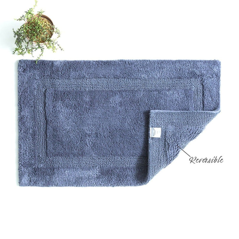 Load image into Gallery viewer, Renee Taylor Soho Cotton Reversible Bath Mat
