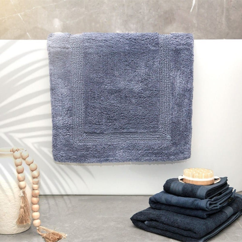 Load image into Gallery viewer, Renee Taylor Soho Cotton Reversible Bath Mat
