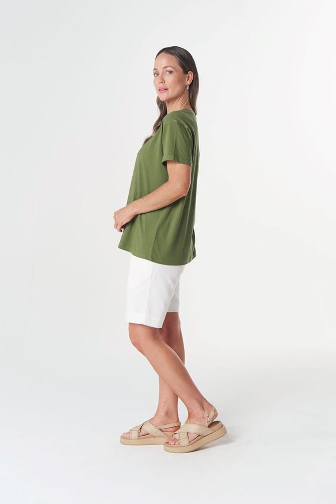 Load image into Gallery viewer, Goondiwindi Cotton GC Logo Tee - Cedar Green
