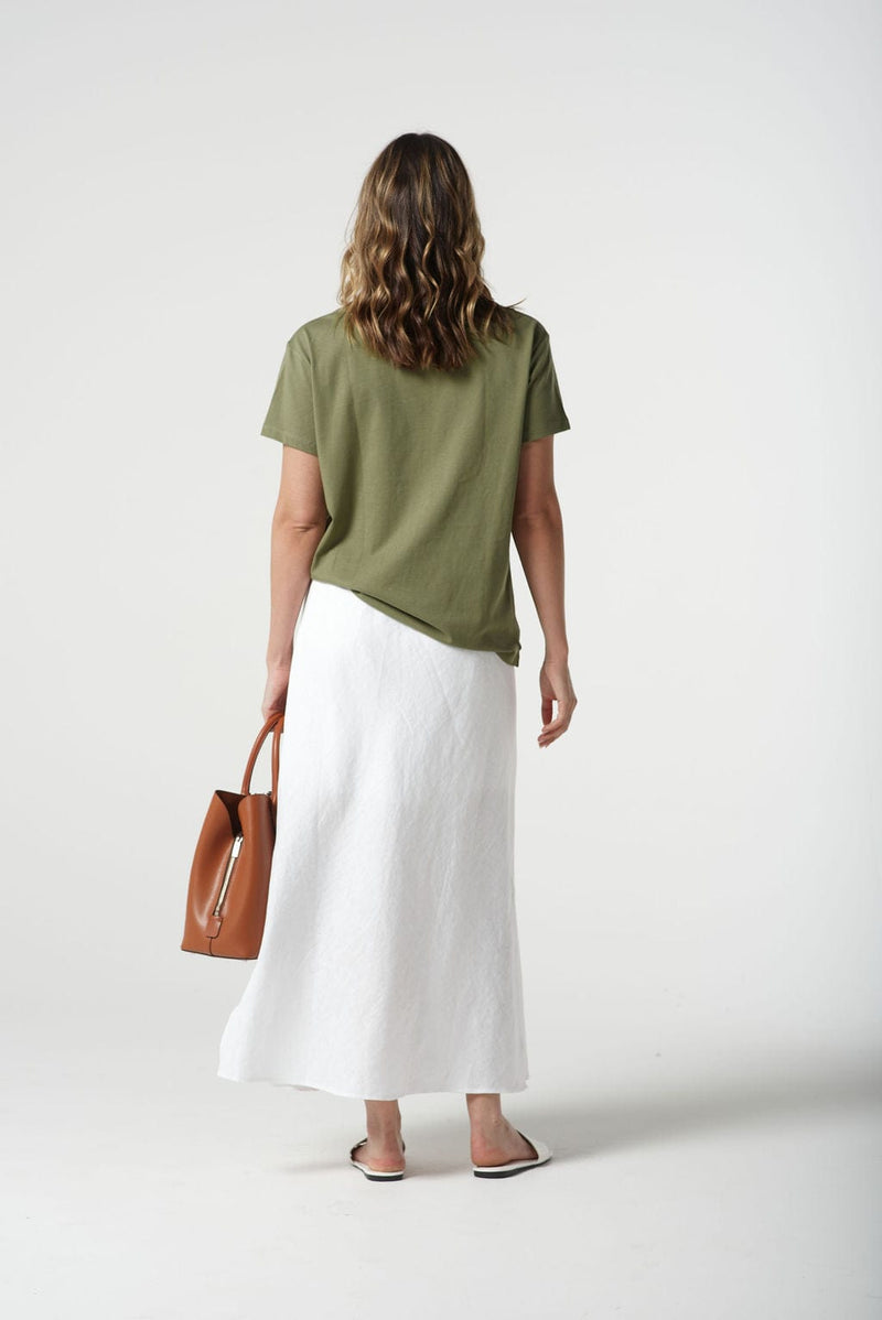 Load image into Gallery viewer, Goondiwindi Cotton Womens Basic Logo Tee
