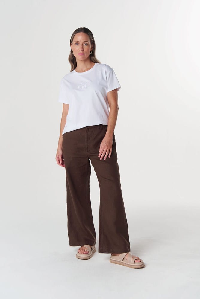 Load image into Gallery viewer, Goondiwindi Cotton GC Logo Tee - White
