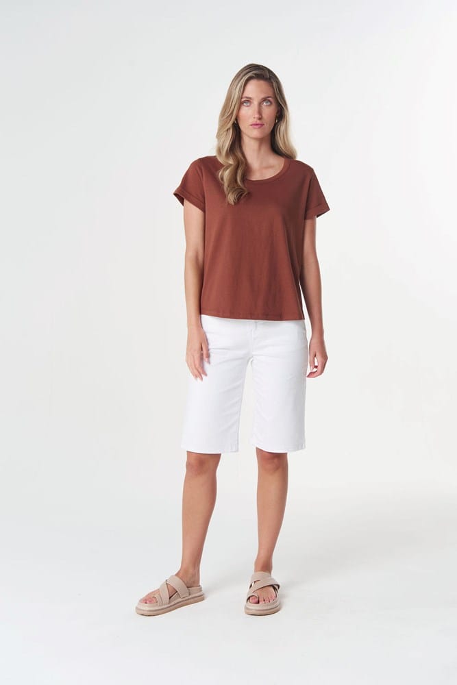 Load image into Gallery viewer, Goondiwindi Cotton Everyday Cotton Tee - Brown Coco
