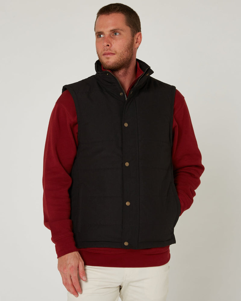 Load image into Gallery viewer, Pilbara Collection Mens Vest - Black
