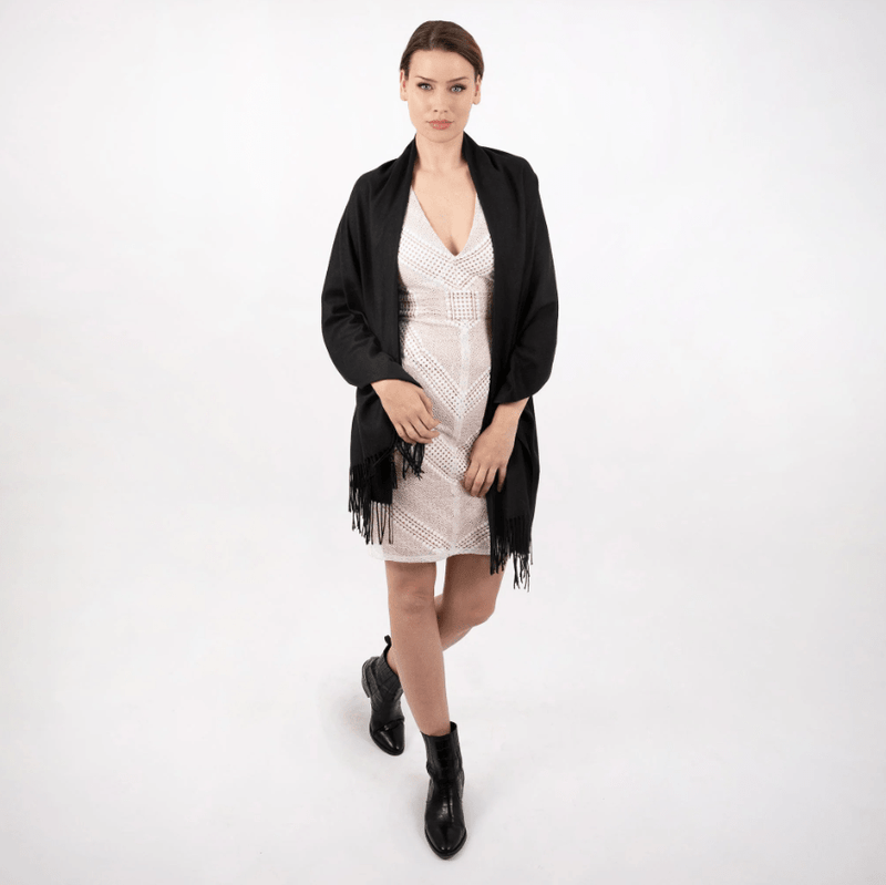 Load image into Gallery viewer, Dents Womens Plain Pashmina Shawl with Tassels - Black
