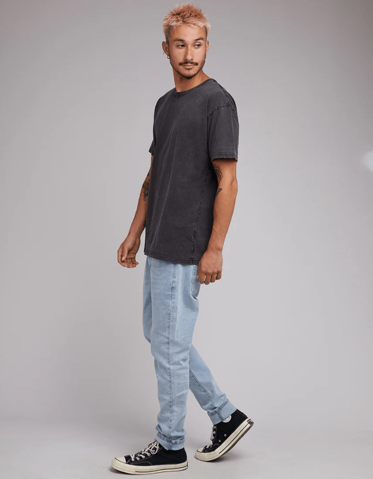 Load image into Gallery viewer, Silent Theory Mens Classic Tee Vintage Black
