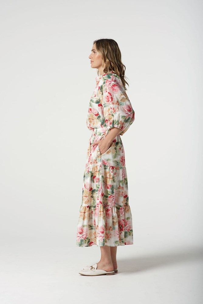 Load image into Gallery viewer, Goondiwindi Cotton Womens Floral Peasant Top
