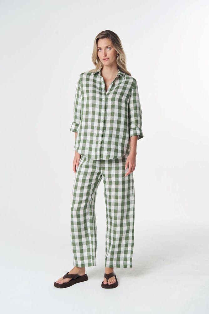 Load image into Gallery viewer, Goondiwindi Cotton 3/4 Sleeve Linen Shirt - Cedar Green Check
