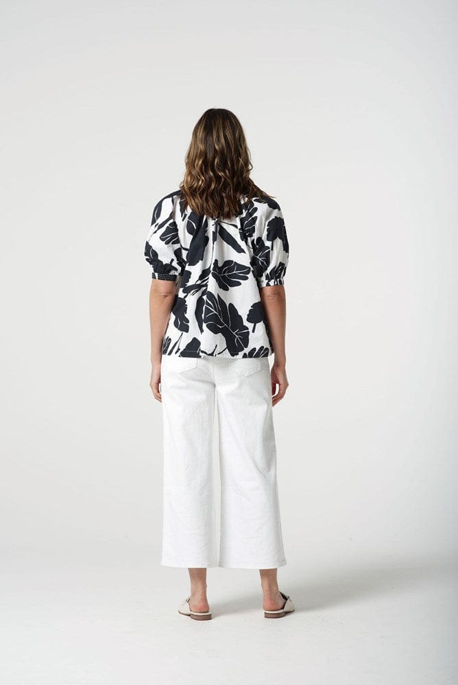Load image into Gallery viewer, Goondiwindi Cotton Womens Block Leaf Print Shirt
