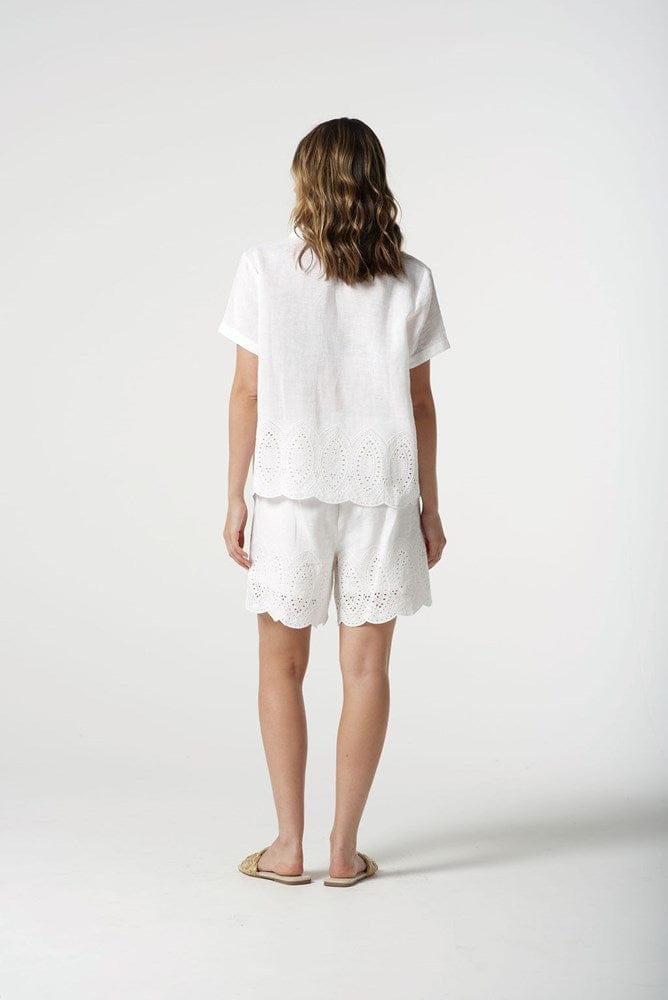 Load image into Gallery viewer, Goondiwindi Cotton Womens Oversized Embroidered Hemline Shirt
