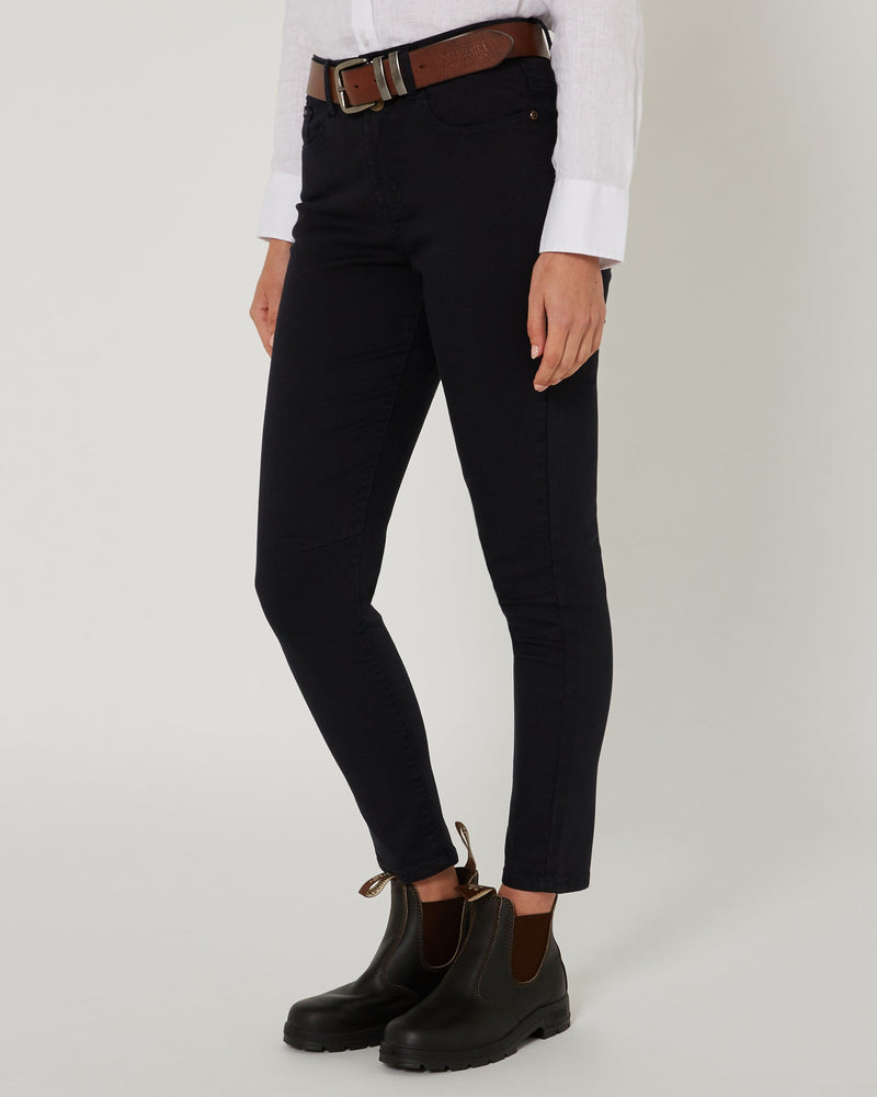 Load image into Gallery viewer, Pilbara Bella Cotton Stretch Capri Jeans - Ink Navy
