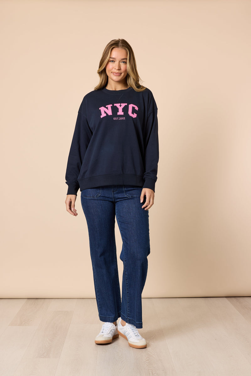 Load image into Gallery viewer, Threadz Womens The NYC Sweatshirt
