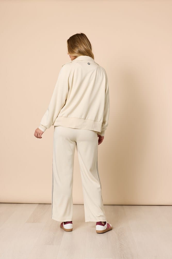 Load image into Gallery viewer, Threadz Womens Urban City Jacket - Ivory
