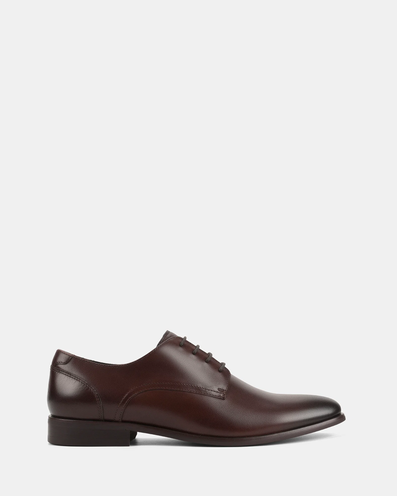 Load image into Gallery viewer, Julius Marlow Alto Shoes - Brown
