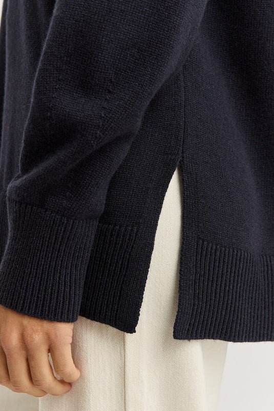Toorallie Womens Relaxed Longline Crew - French Navy