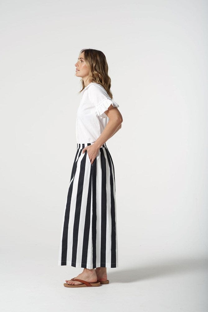 Load image into Gallery viewer, Goondiwindi Cotton Womens Thick Stripe Cullottes
