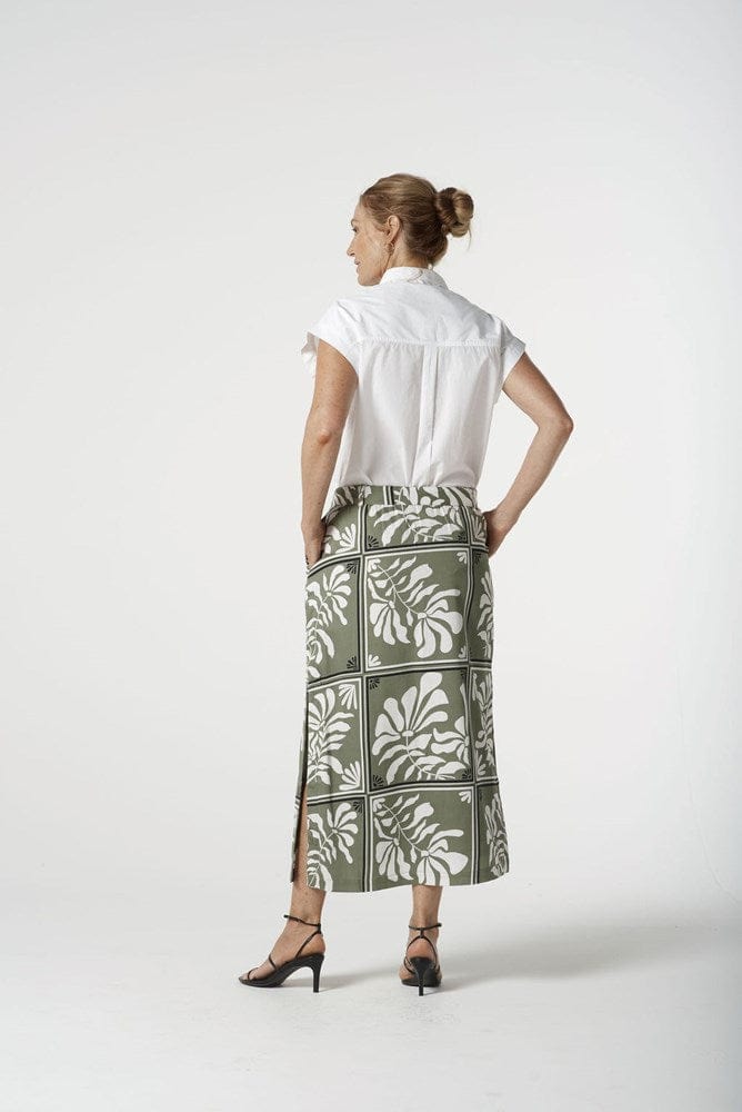 Load image into Gallery viewer, Goondiwindi Cotton Womens Side Split Frame Skirt
