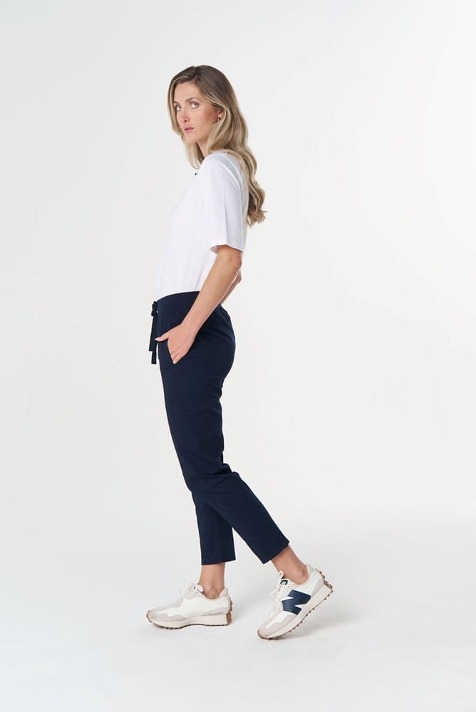 Load image into Gallery viewer, Goondiwindi Cotton Crop Cotton Stretch Jogger - Dark Navy
