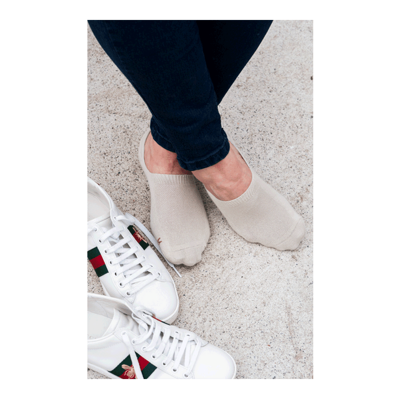 Load image into Gallery viewer, Humphrey Law Womens Fine Merino Wool Invisible Sock with Silicone Free Heel Grip
