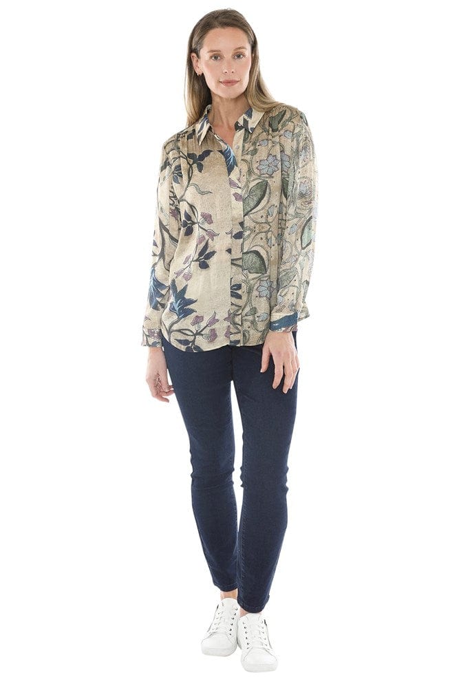 Load image into Gallery viewer, Jump Womens Vintage Floral Shirt
