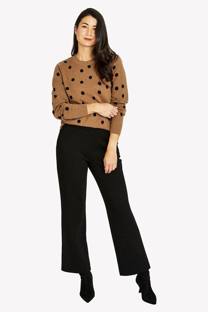 Load image into Gallery viewer, Jump Womens Spotty Pullover - Hazel/Black
