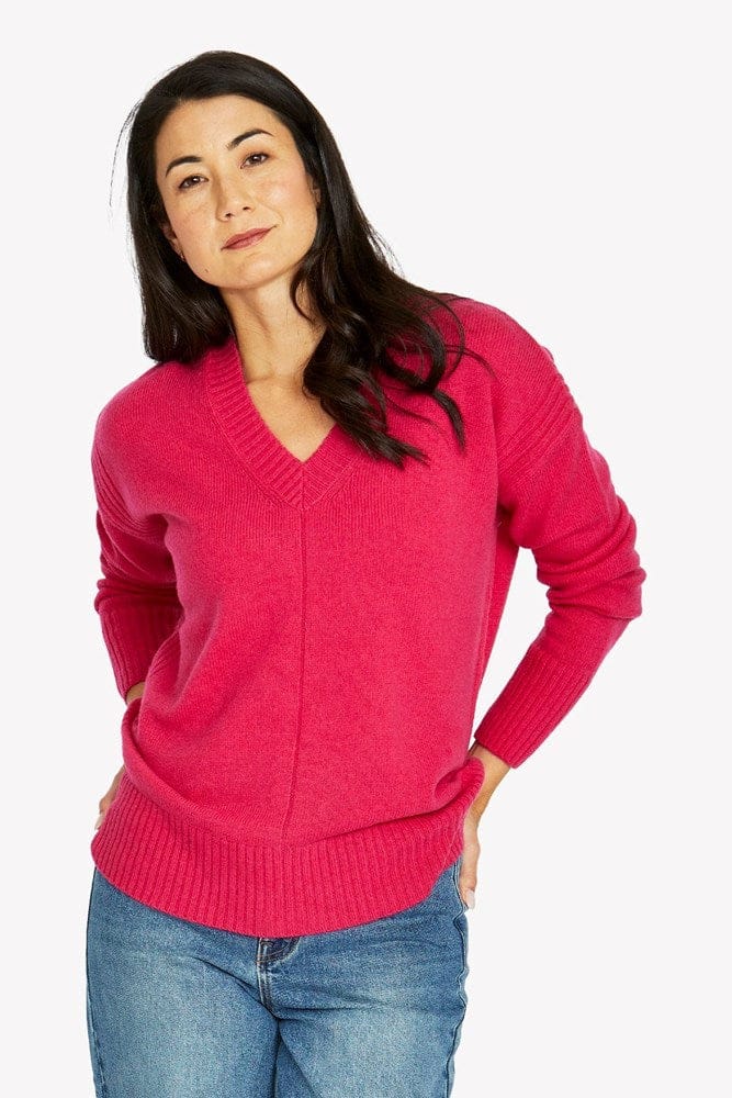 Load image into Gallery viewer, Jump Womens Detail V-Neck Pullover
