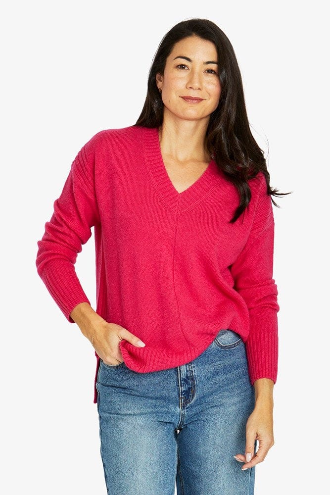 Load image into Gallery viewer, Jump Womens Detail V-Neck Pullover
