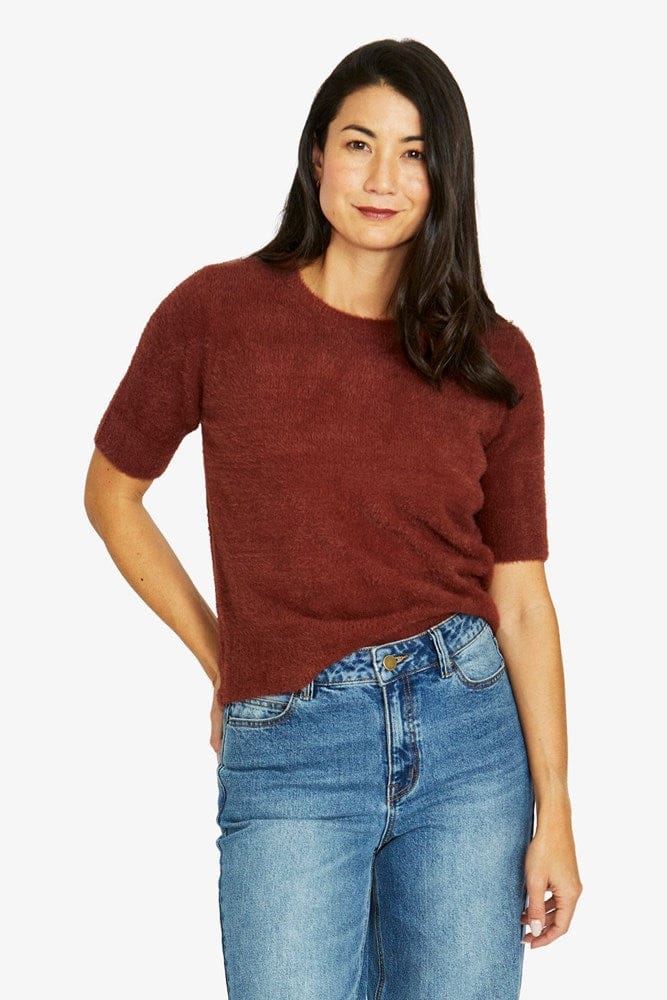 Load image into Gallery viewer, Jump Womens Fluffy Short Sleeve Crew Knit
