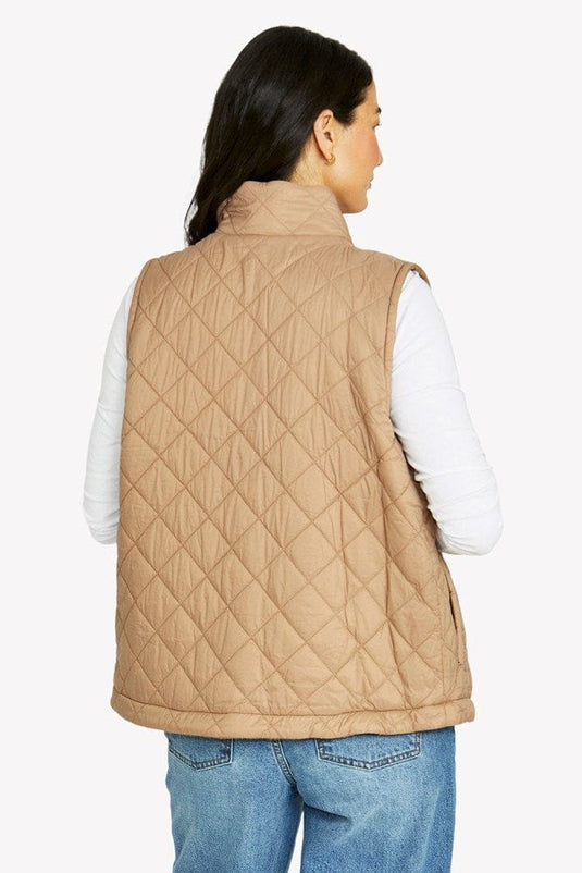 Jump Womens Reversible Quilted Vest - Cashew