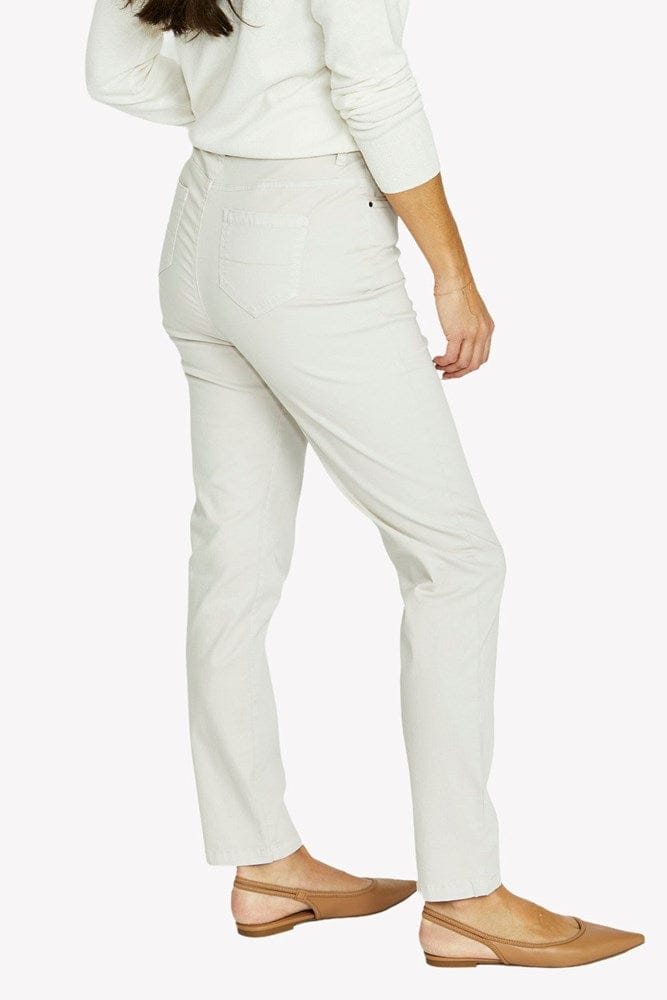 Load image into Gallery viewer, Jump Womens Luxury Trim Jean - Stone
