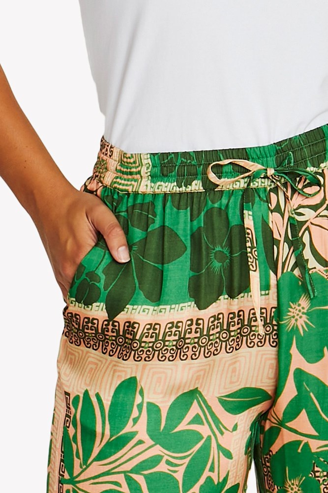 Load image into Gallery viewer, Jump Womens Alfresco Pants
