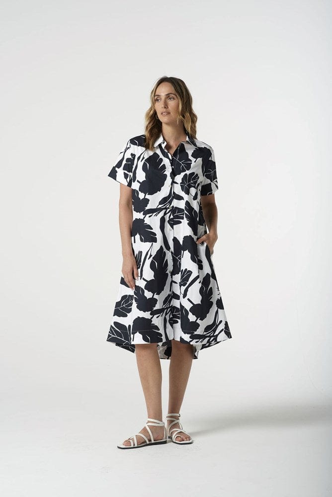 Load image into Gallery viewer, Goondiwindi Cotton Womens Block Leaf Print Dress
