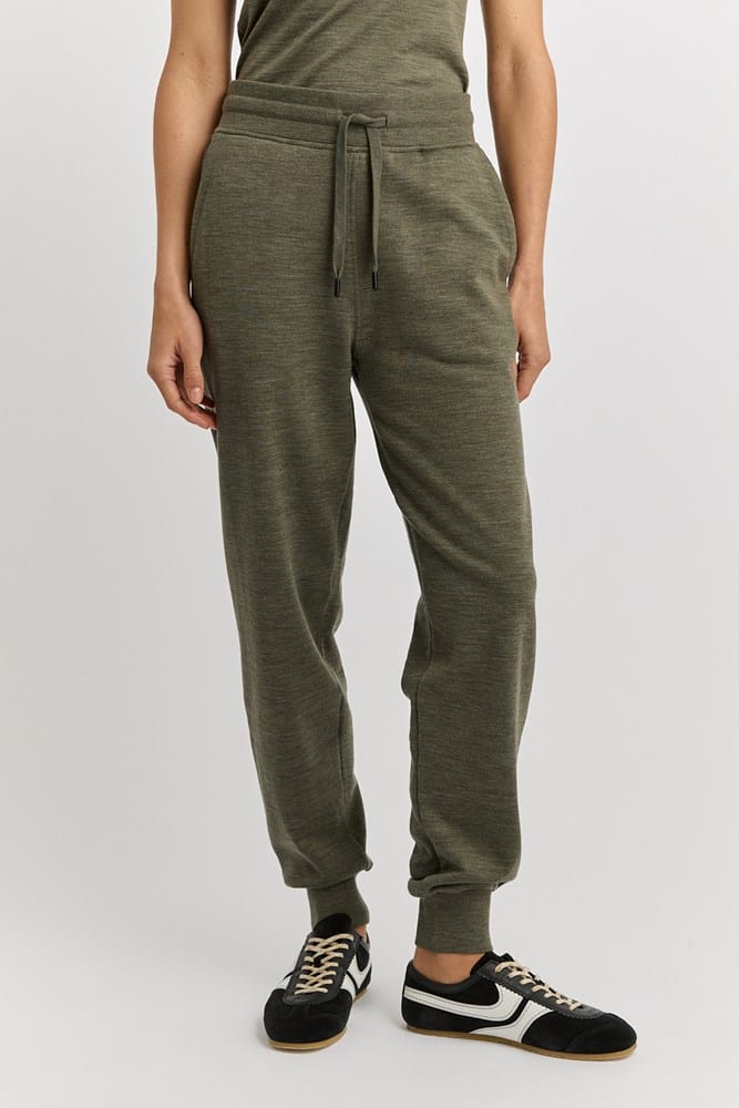 Load image into Gallery viewer, Toorallie Womens Lounge Drawstring Pant - Kale
